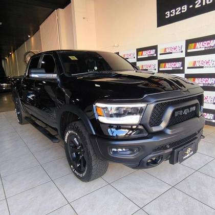 RAM 1500 5.7 V8 GASOLINA REBEL CD 4X4 AUTOMÁTICO